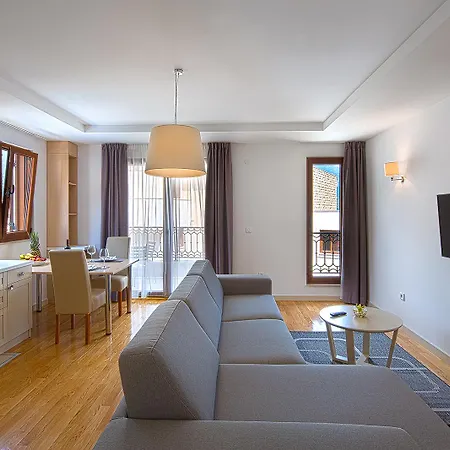 Spaska Apartment